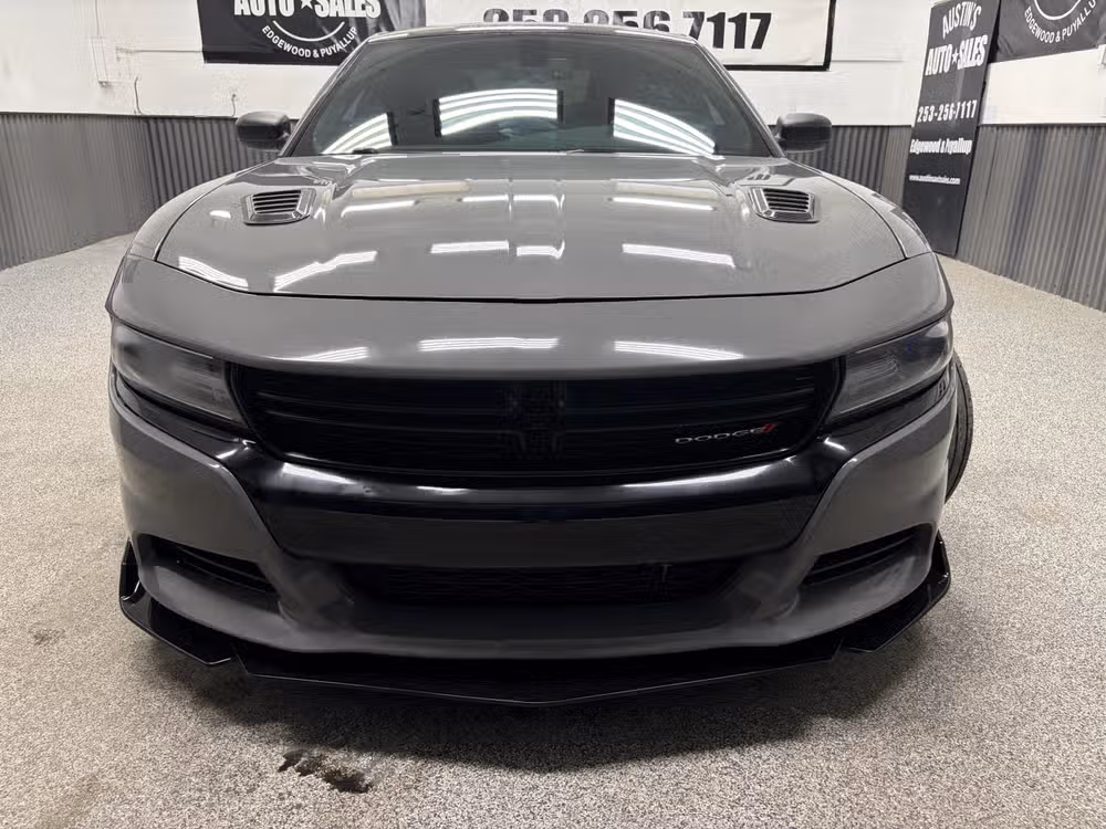 2017 Dodge Charger R/T Lower Image 3