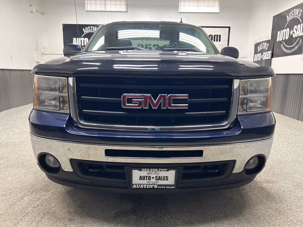 2010 GMC Sierra 1500 SLT Extended Cab Image 2