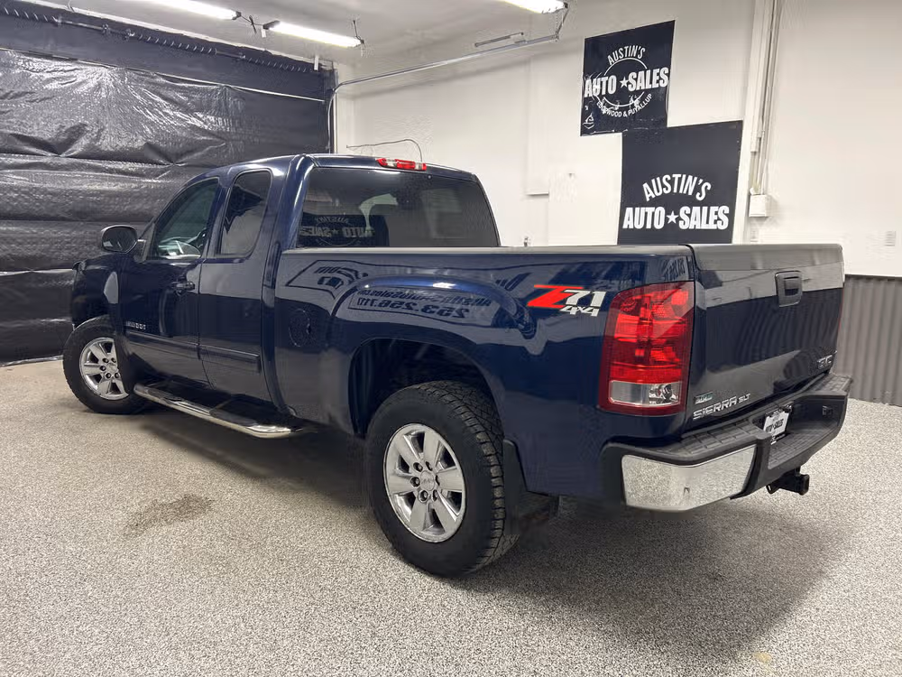 2010 GMC Sierra 1500 SLT Extended Cab Image 4