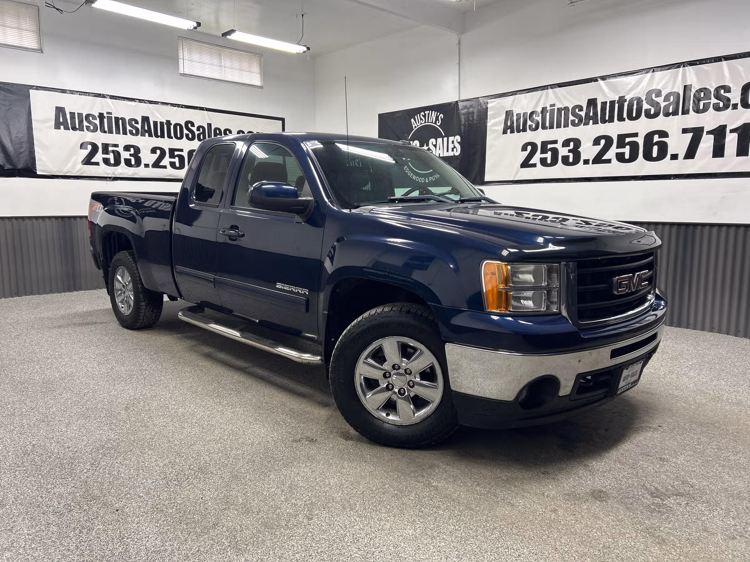 2010 GMC Sierra 1500 SLT Extended Cab Image 1