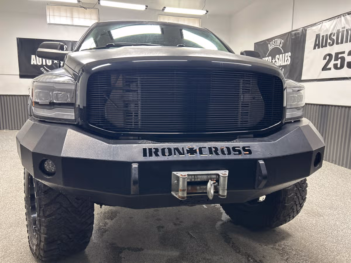 2006 Dodge Ram 2500 SLT Quad Cab Image 2