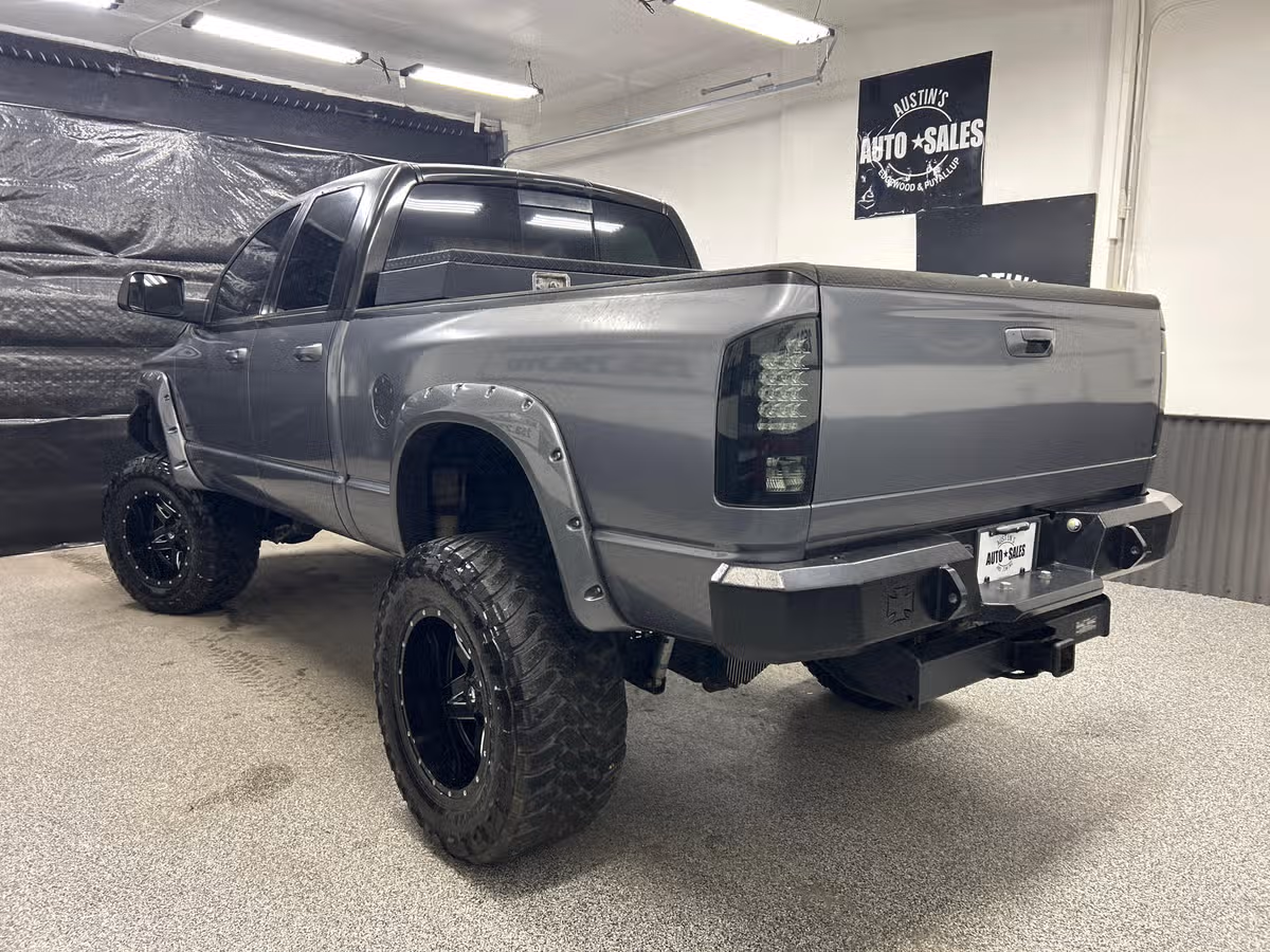 2006 Dodge Ram 2500 SLT Quad Cab Image 4