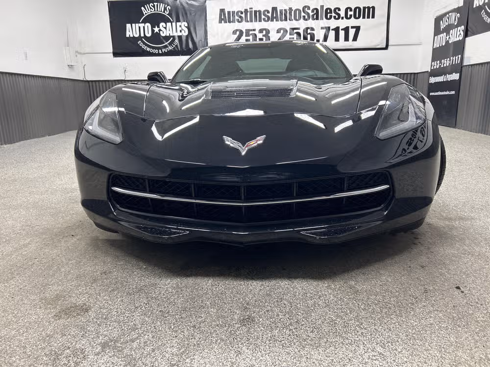 2015 Chevrolet Corvette Stingray Z51 Image 2