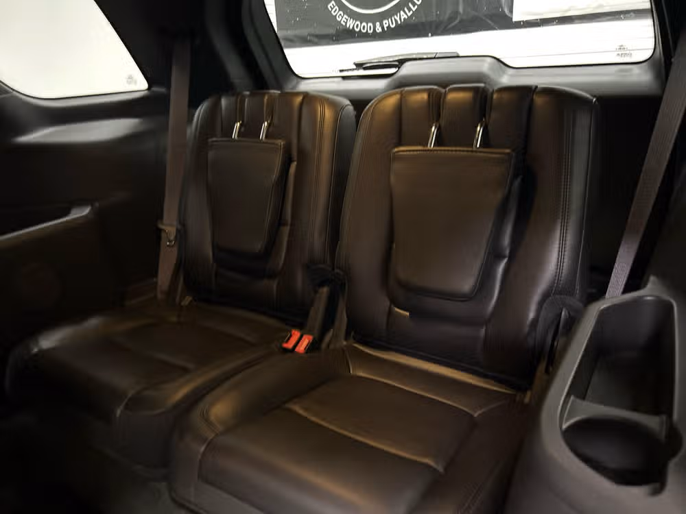 2013 Ford Explorer XLT Image 12