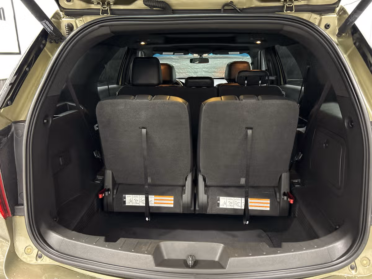 2013 Ford Explorer XLT Image 13