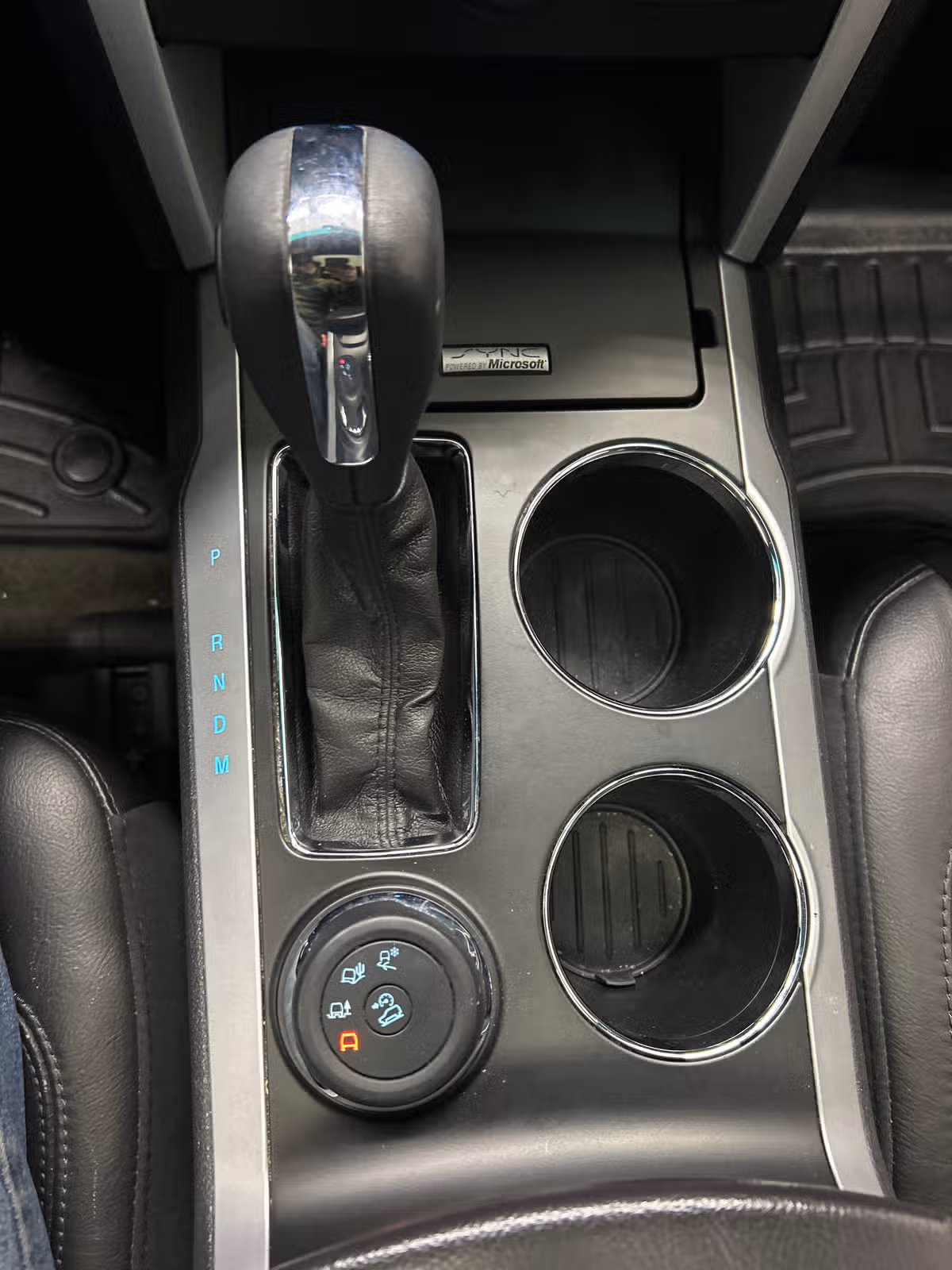 2013 Ford Explorer XLT Image 16