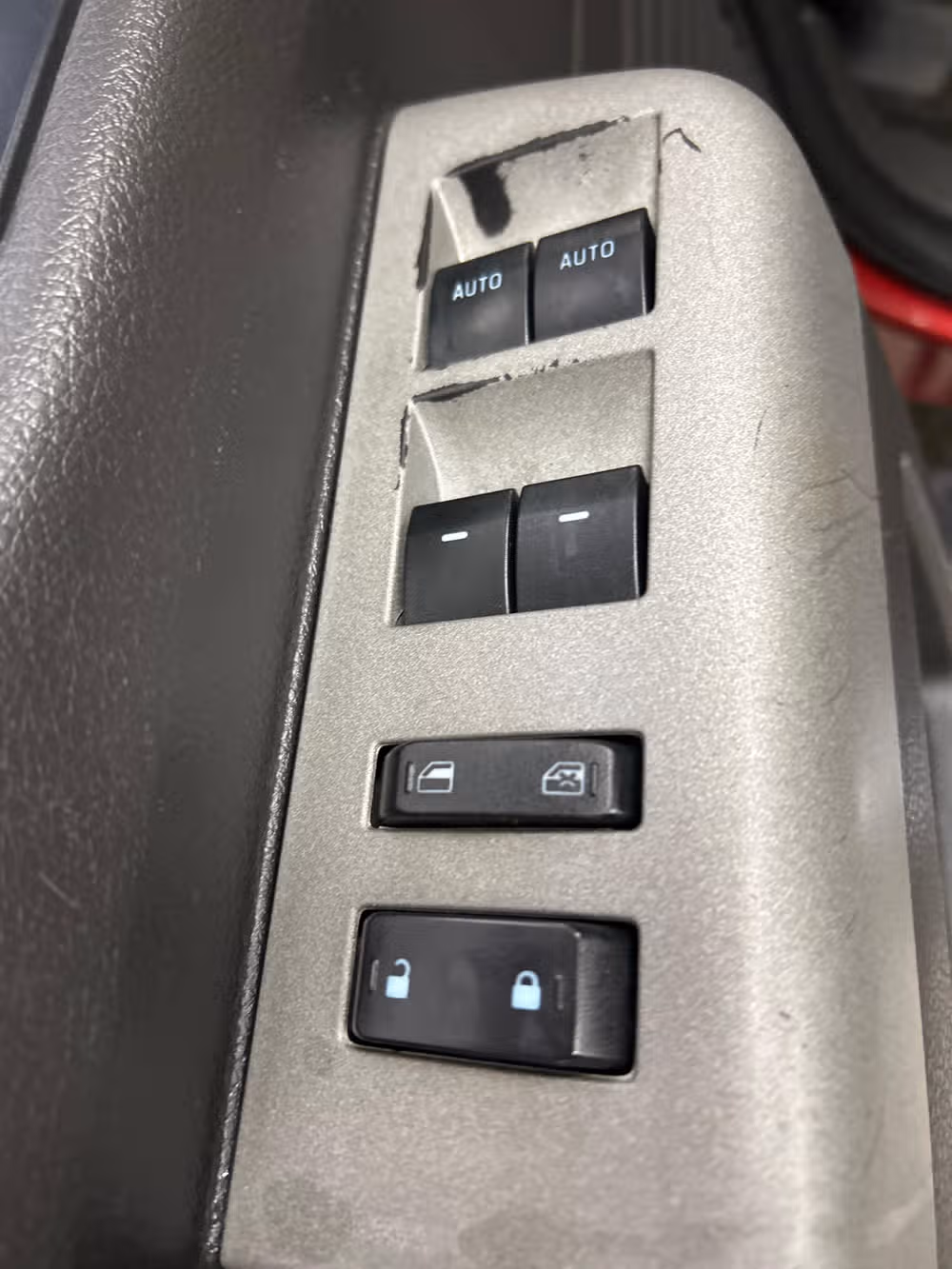 2013 Ford F-250 Super Duty Lariat Crew Cab Image 9