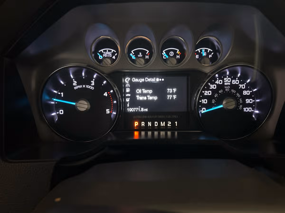 2013 Ford F-250 Super Duty Lariat Crew Cab Image 18