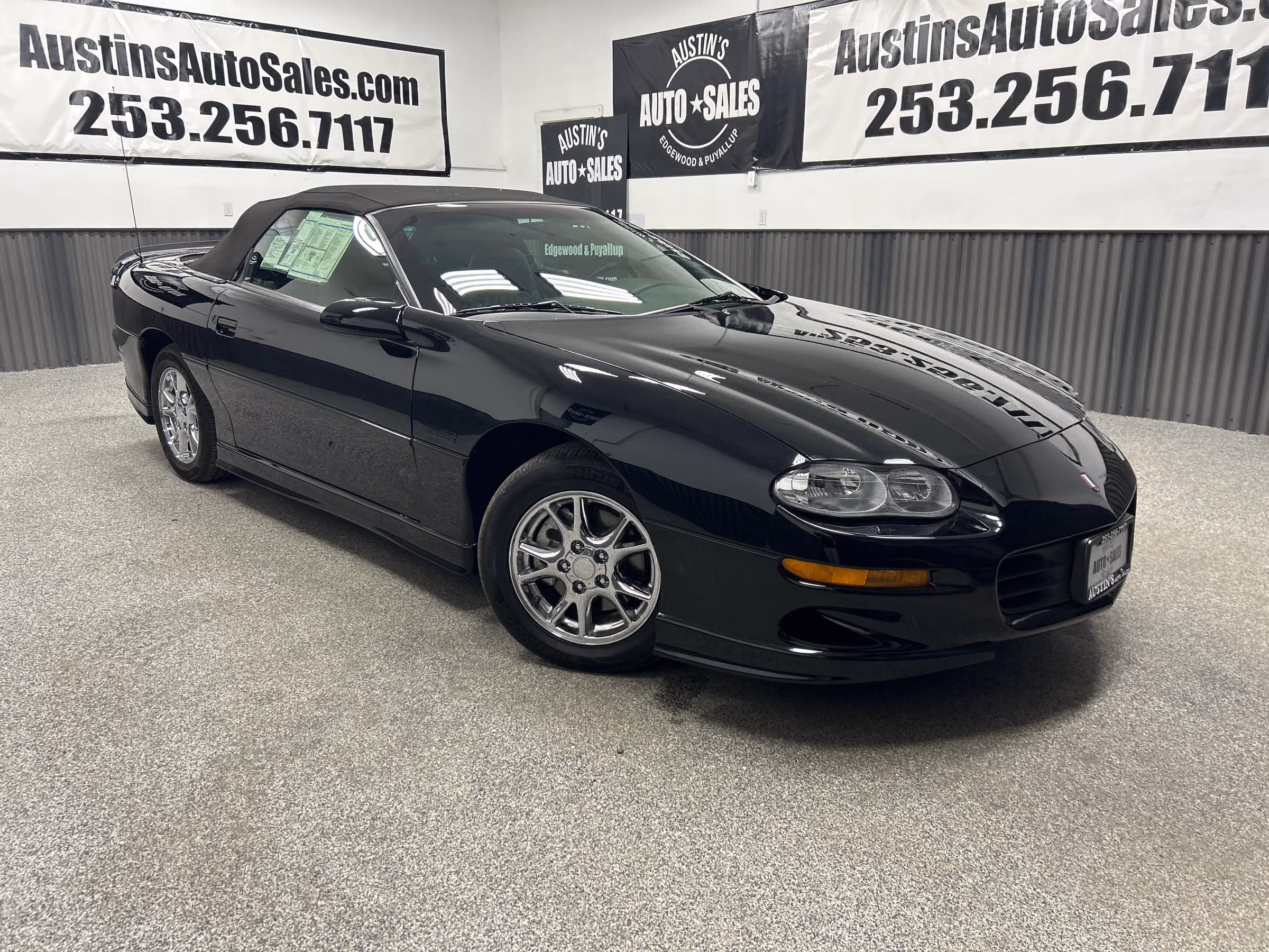 2002 Chevrolet Camaro Z28 Image 1