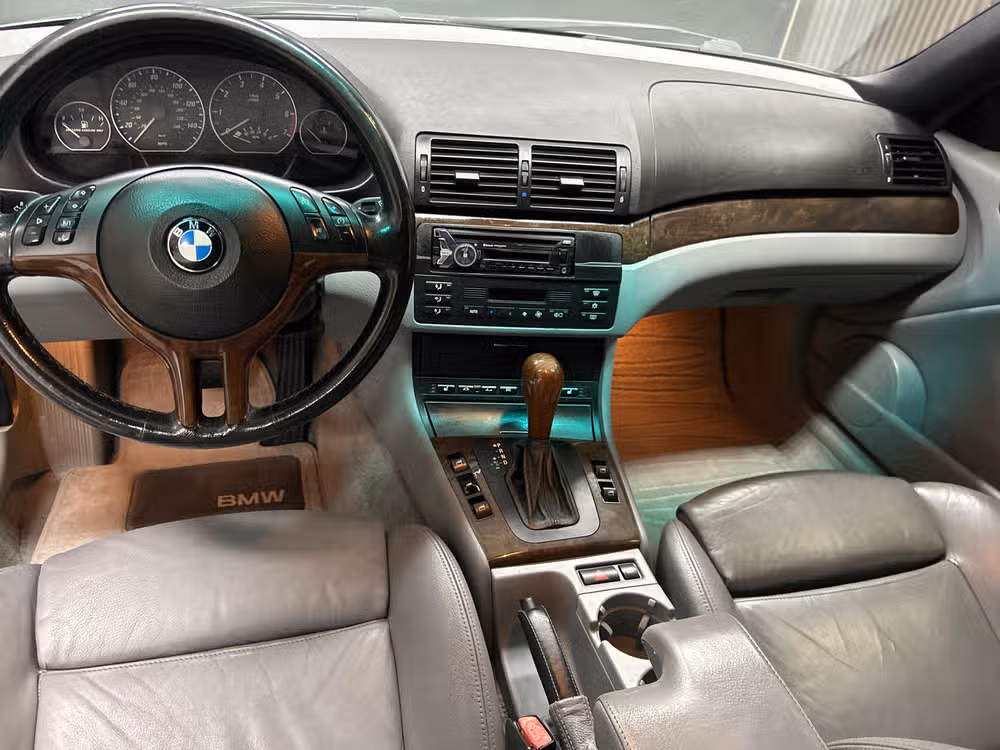 2001 BMW 3 Series 330Ci Image 9