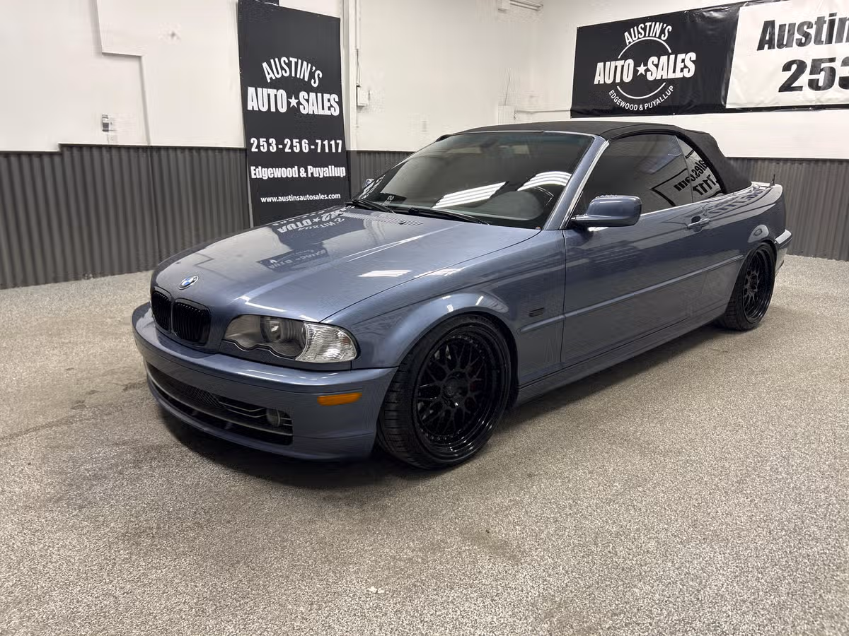 2001 BMW 3 Series 330Ci Image 3