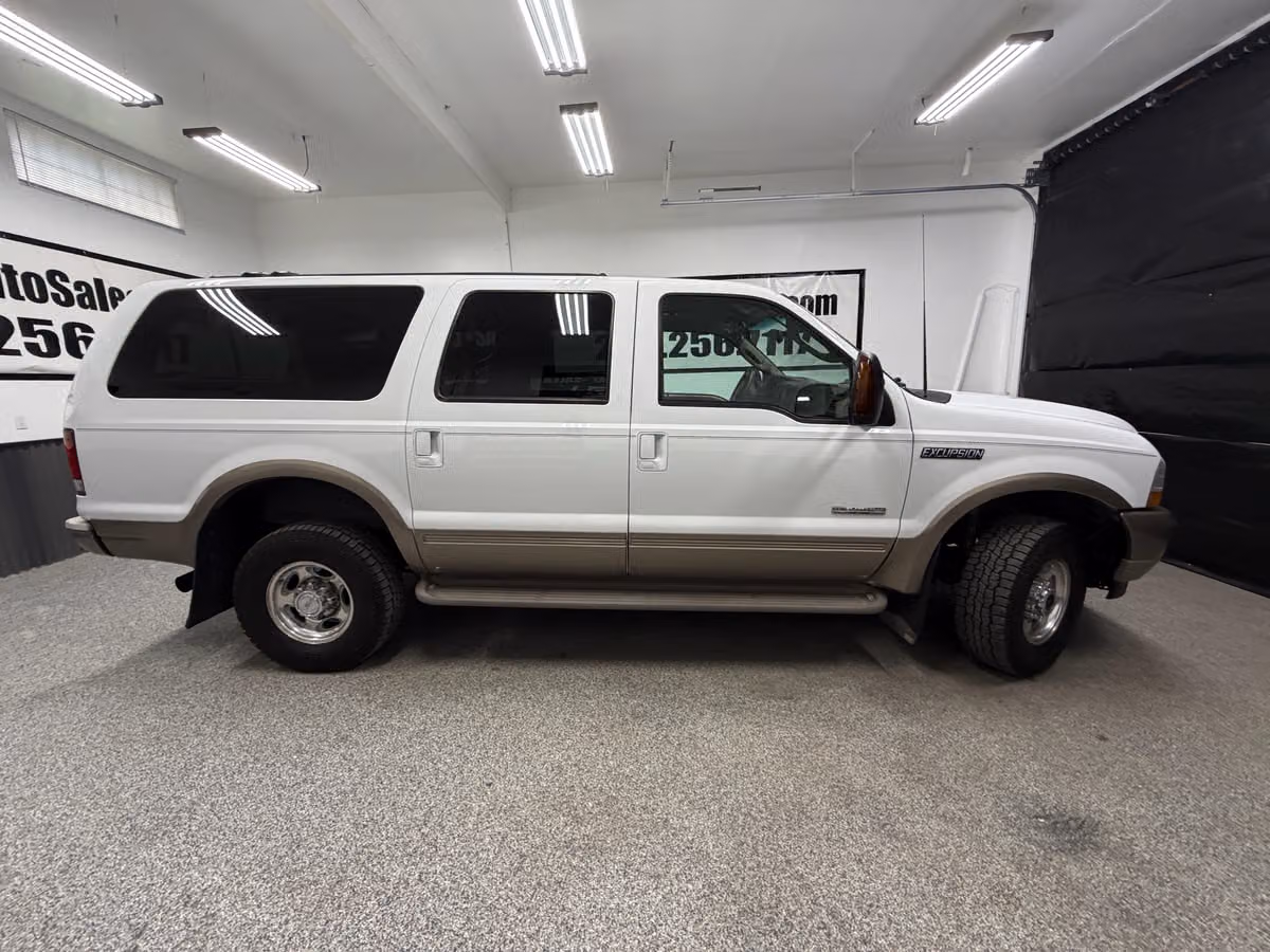 2003 Ford Excursion Eddie Bauer Image 2