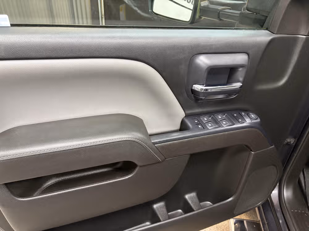 2015 Chevrolet Silverado 3500HD Work Truck Double Cab Image 16