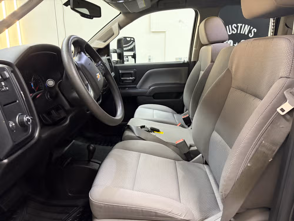 2015 Chevrolet Silverado 3500HD Work Truck Double Cab Image 17