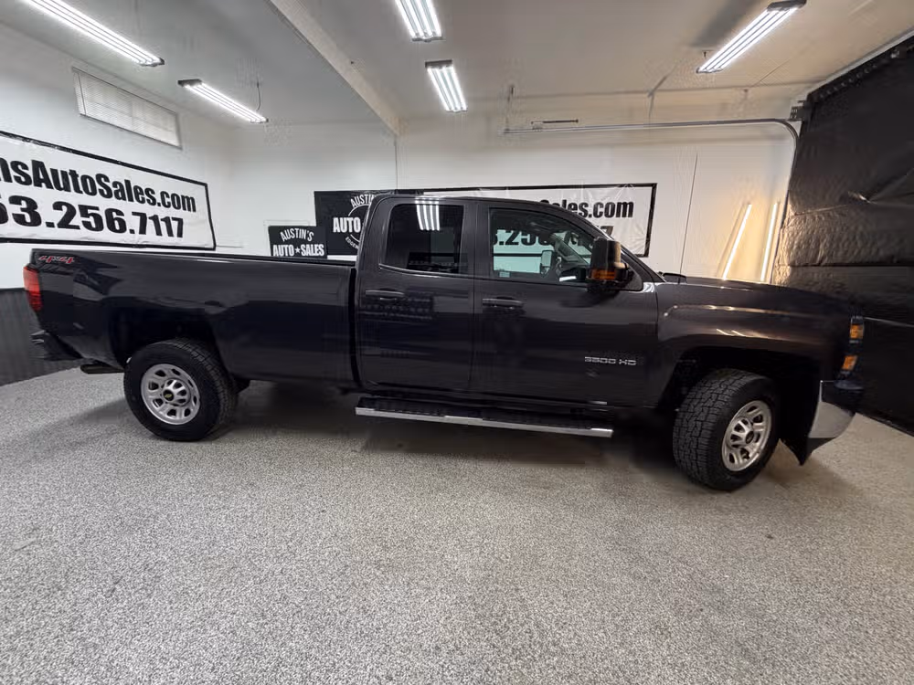 2015 Chevrolet Silverado 3500HD Work Truck Double Cab Image 2