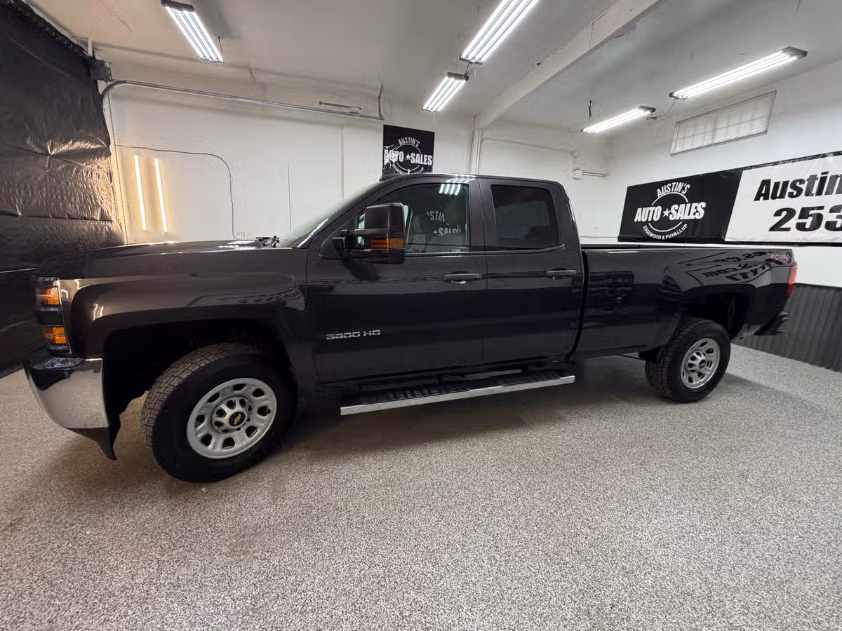 2015 Chevrolet Silverado 3500HD Work Truck Double Cab Image 7