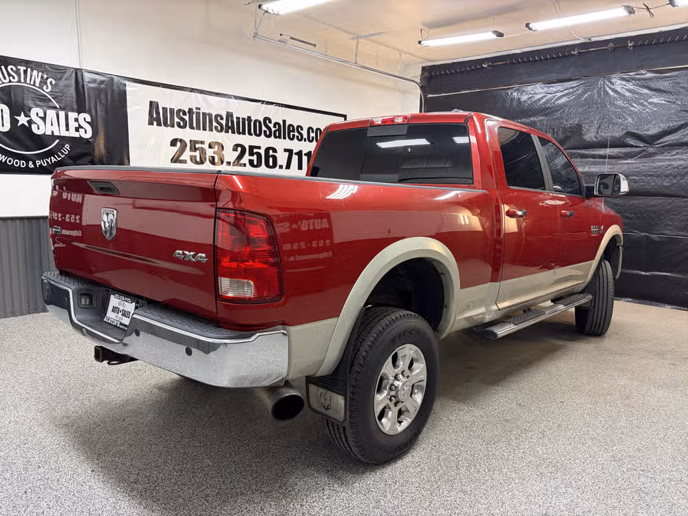 2010 Dodge Ram 3500 Laramie Crew Cab Image 3