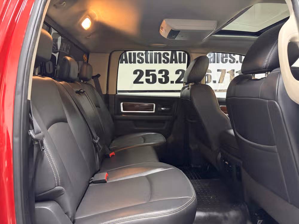 2010 Dodge Ram 3500 Laramie Crew Cab Image 20