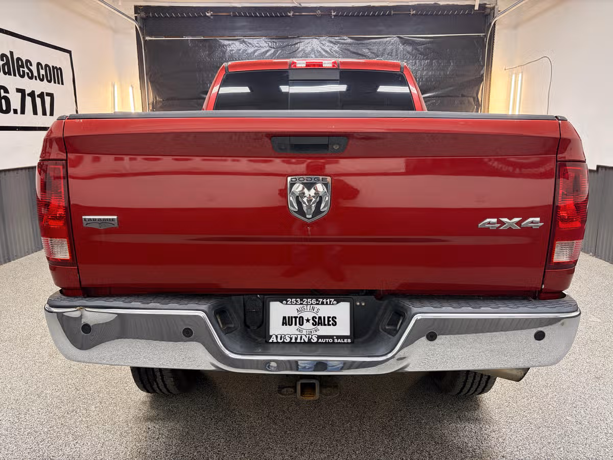 2010 Dodge Ram 3500 Laramie Crew Cab Image 4