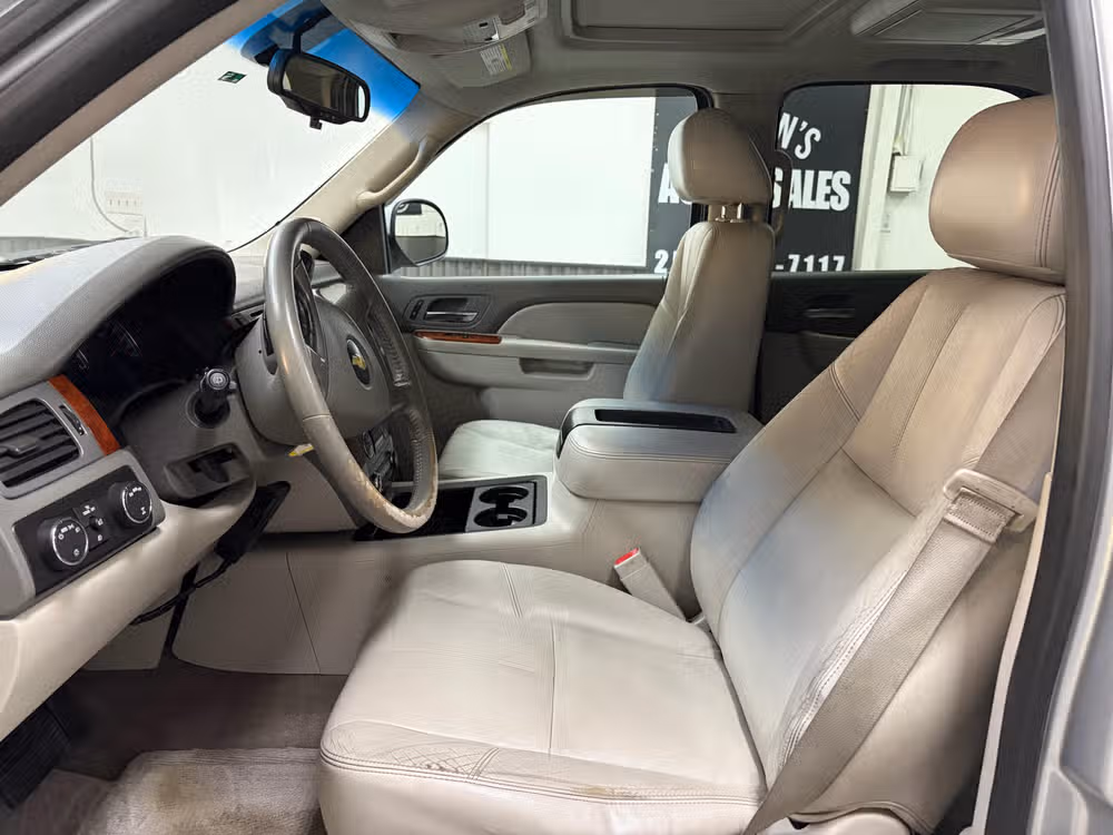 2013 Chevrolet Tahoe LT Image 17
