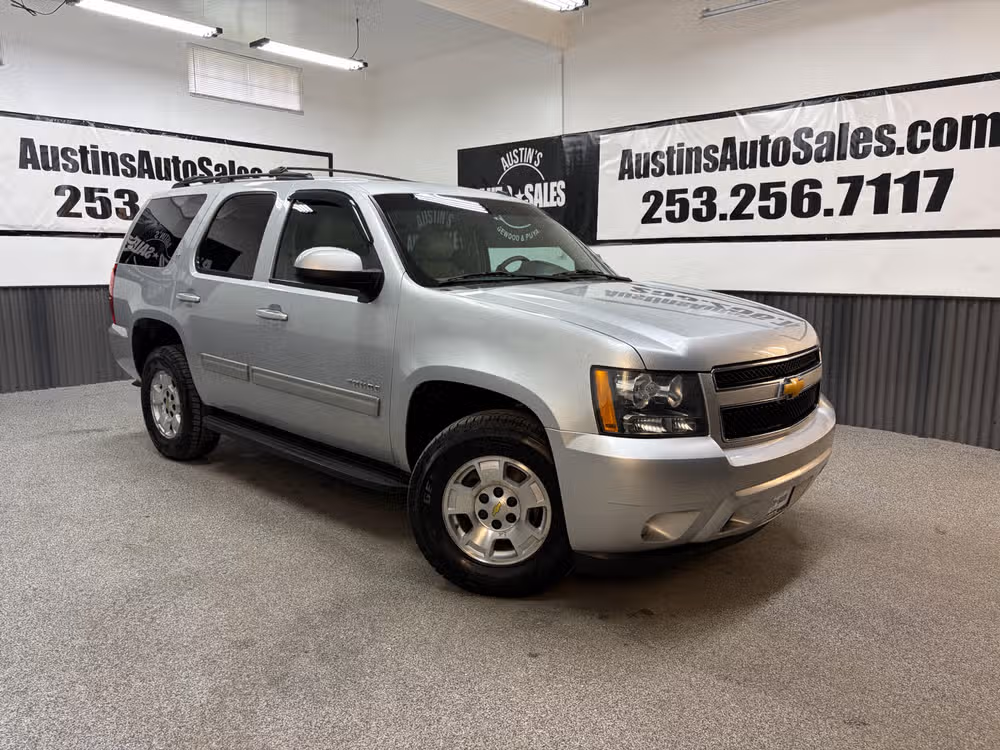 2013 Chevrolet Tahoe 4WD LT's photo