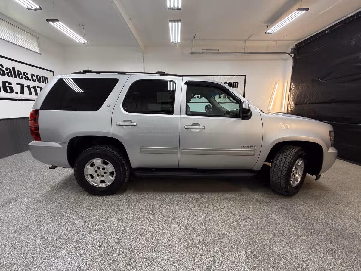 2013 Chevrolet Tahoe LT Image 2