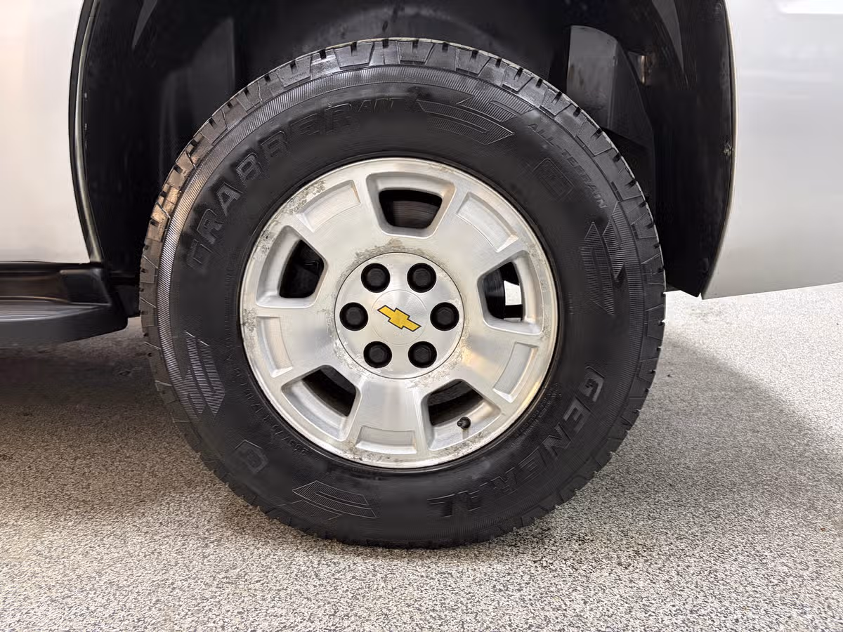 2013 Chevrolet Tahoe LT Image 9