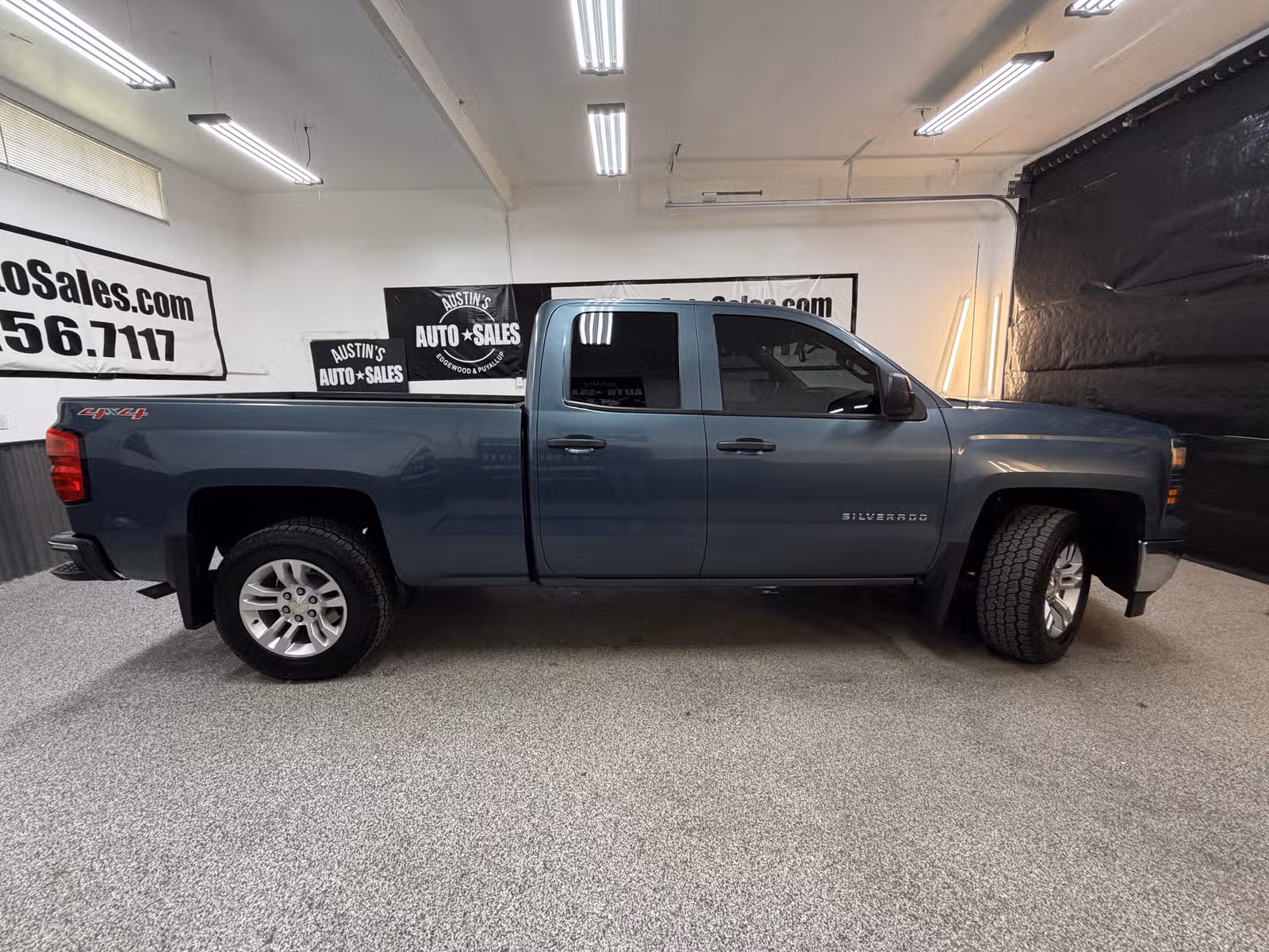 2014 Chevrolet Silverado 1500 LT Double Cab Upper Image 2