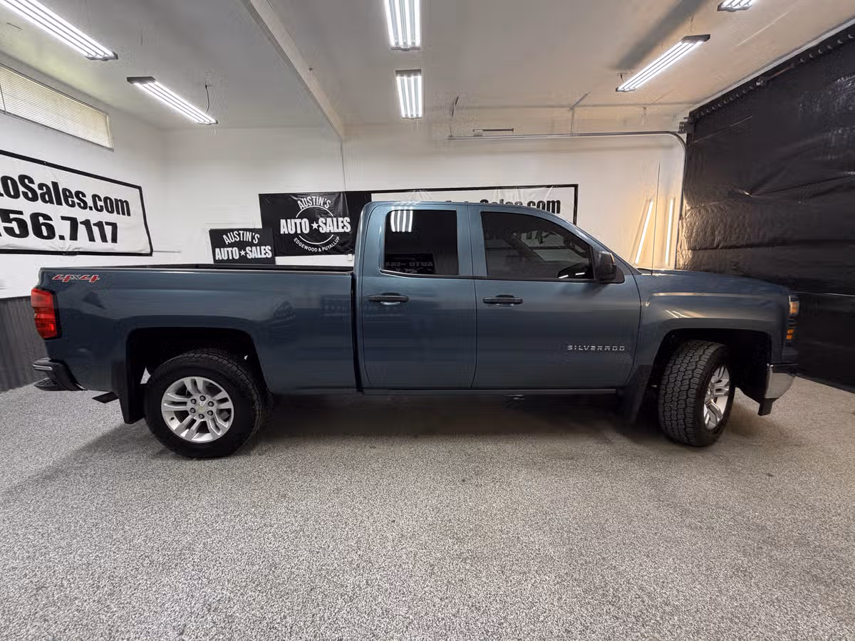 2014 Chevrolet Silverado 1500 LT Double Cab Image 2
