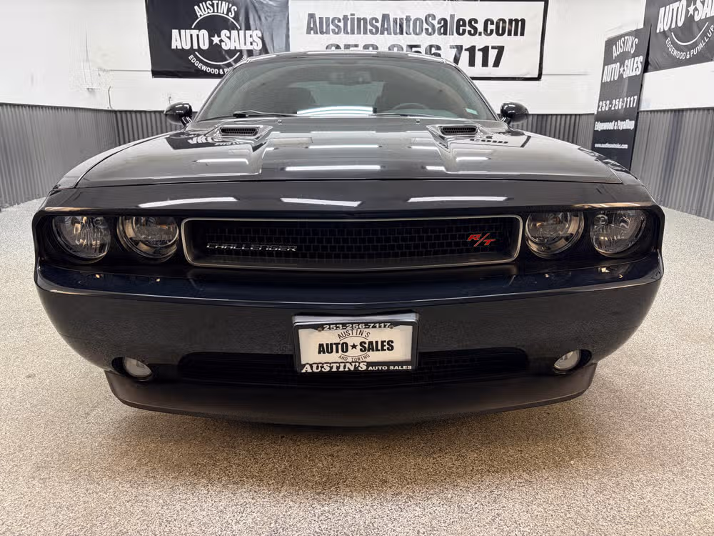 2014 Dodge Challenger R/T Plus Lower Image 3