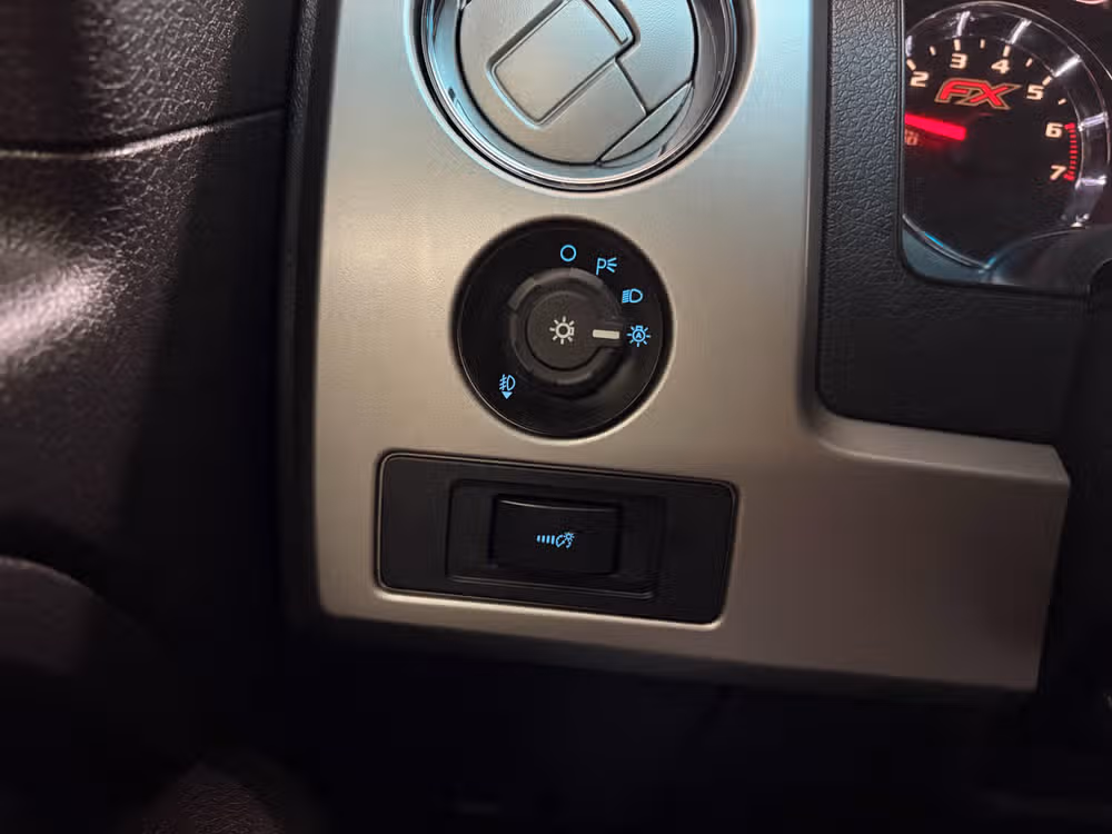2014 Ford F-150 FX4 SuperCrew Image 17