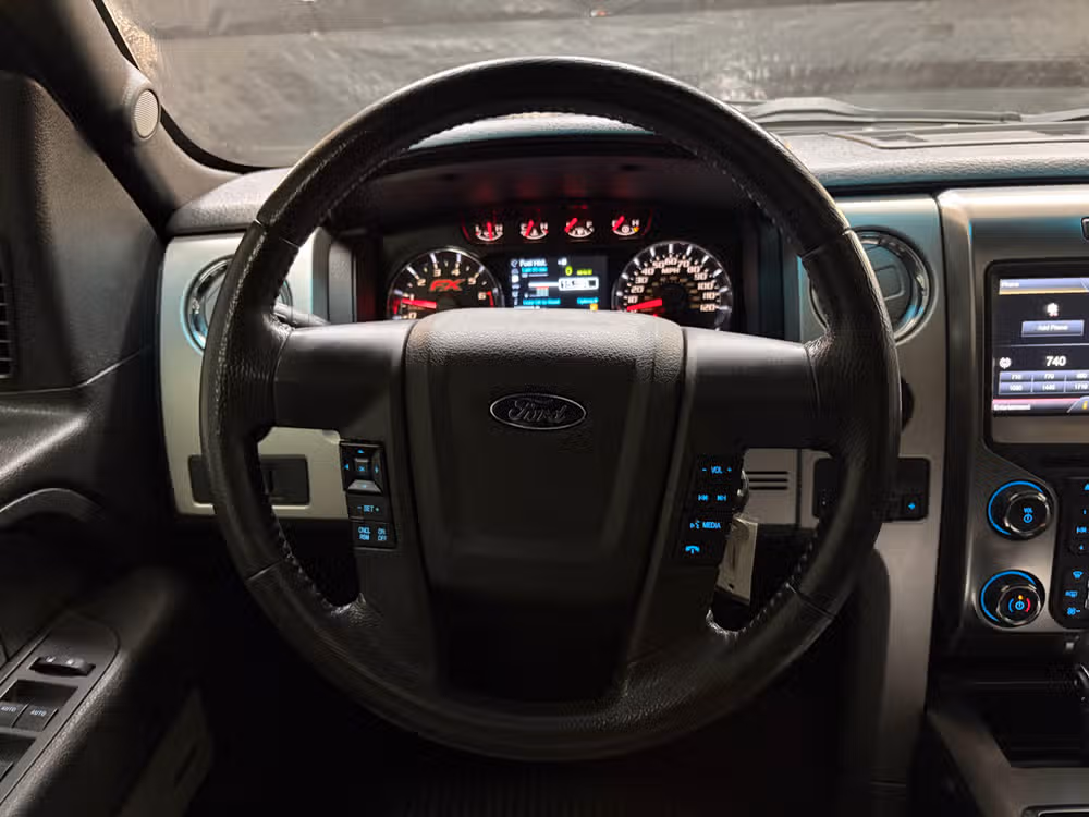 2014 Ford F-150 FX4 SuperCrew Image 11