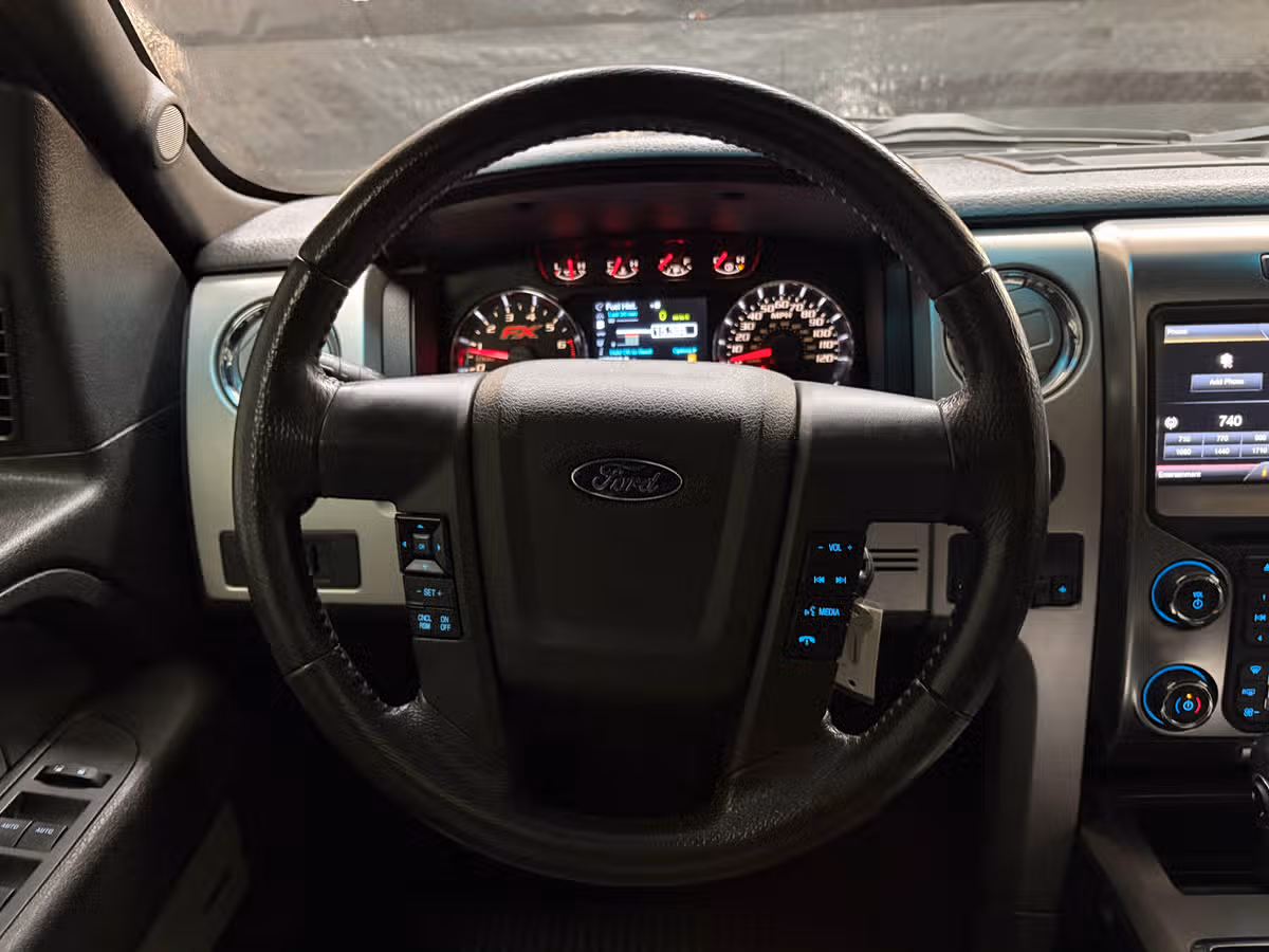 2014 Ford F-150 FX4 SuperCrew Image 11