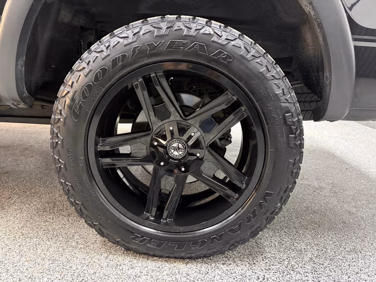 2014 Ford F-150 FX4 SuperCrew Image 9
