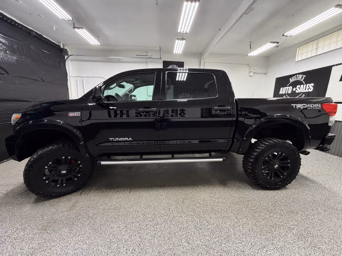 2013 Toyota Tundra Grade CrewMax Image 7