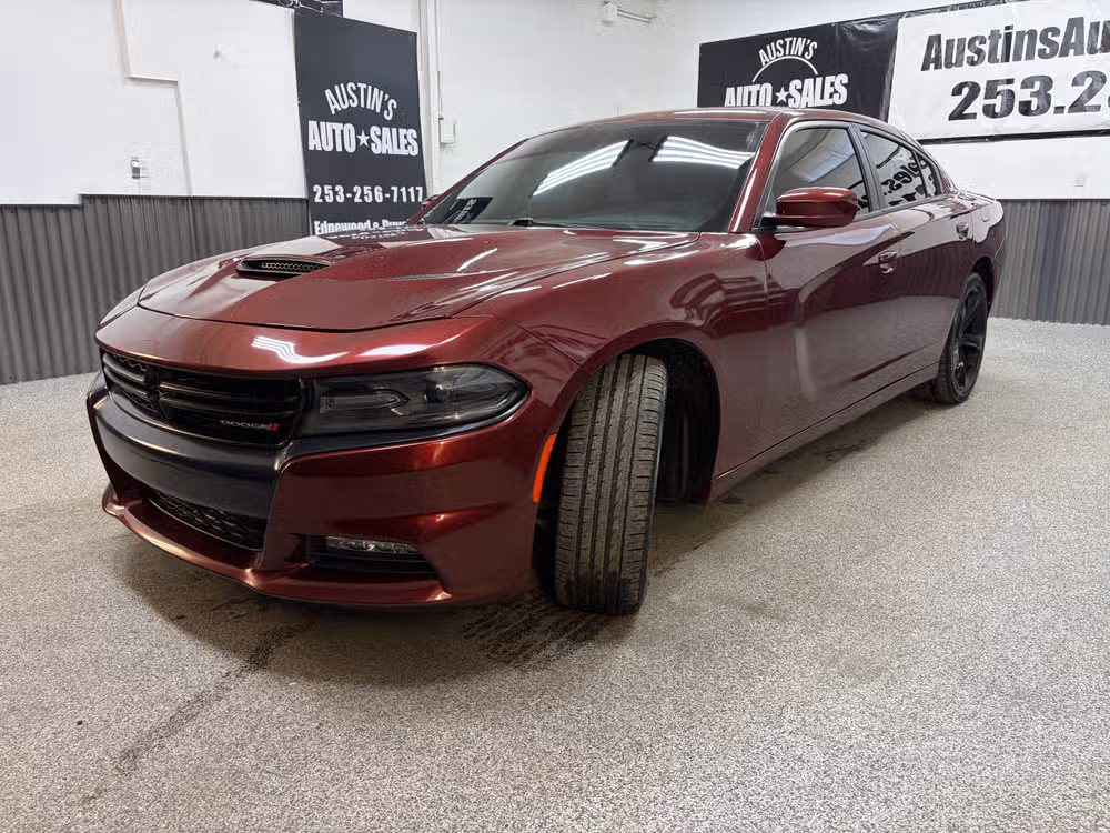 2017 Dodge Charger R/T Image 6
