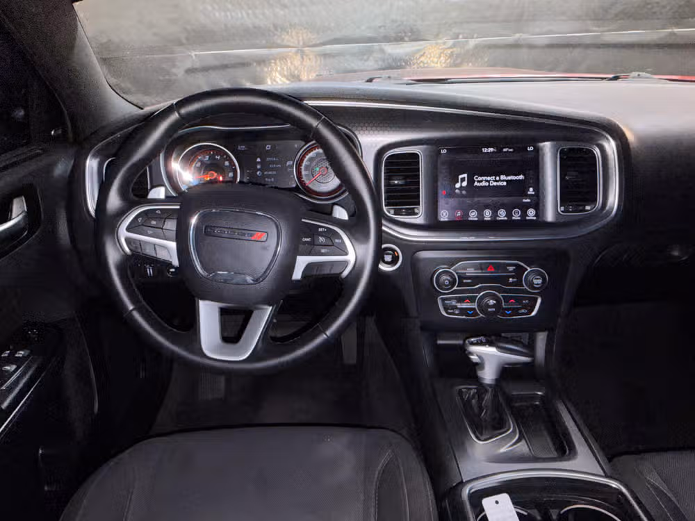 2017 Dodge Charger R/T Image 10