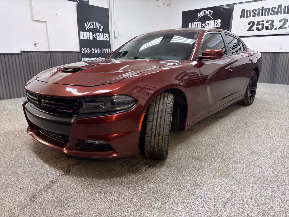 2017 Dodge Charger R/T Image 6