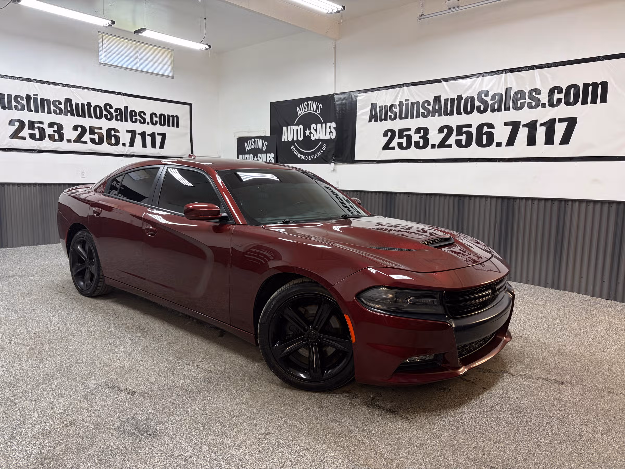 2017 Dodge Charger R/T Image 1