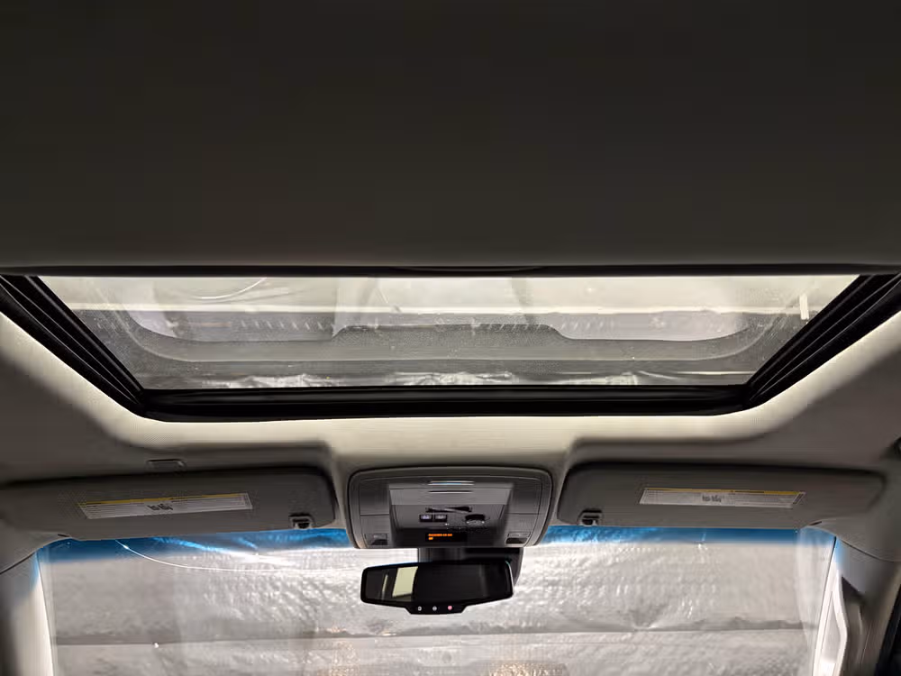 2018 Chevrolet Suburban LT Image 16