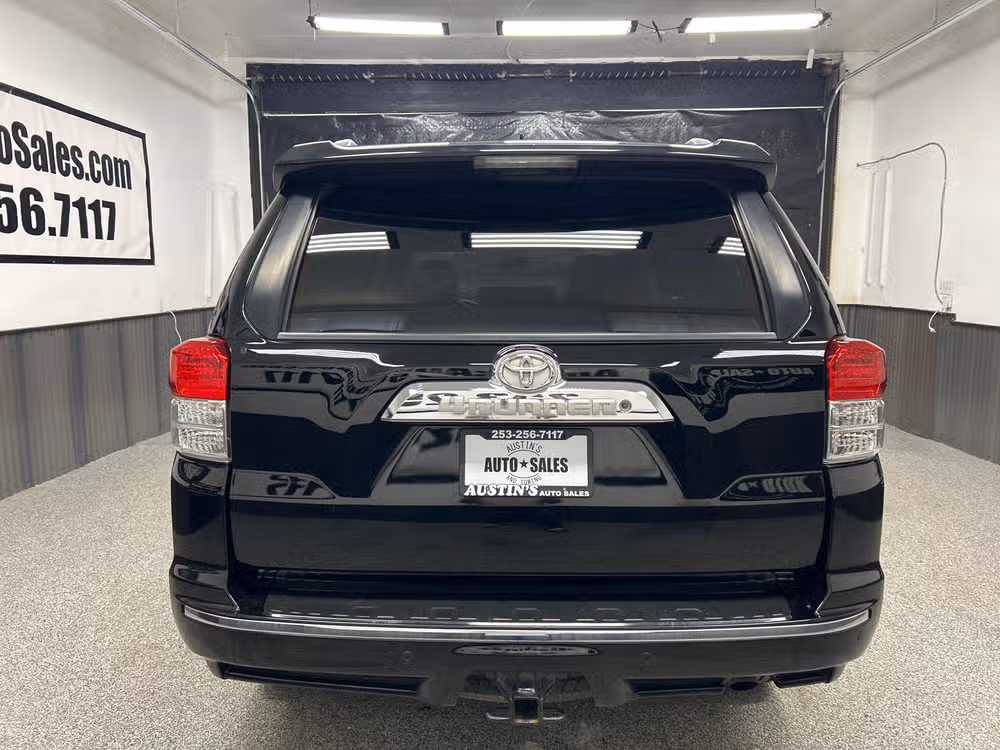 2010 Toyota 4Runner SR5 Image 5