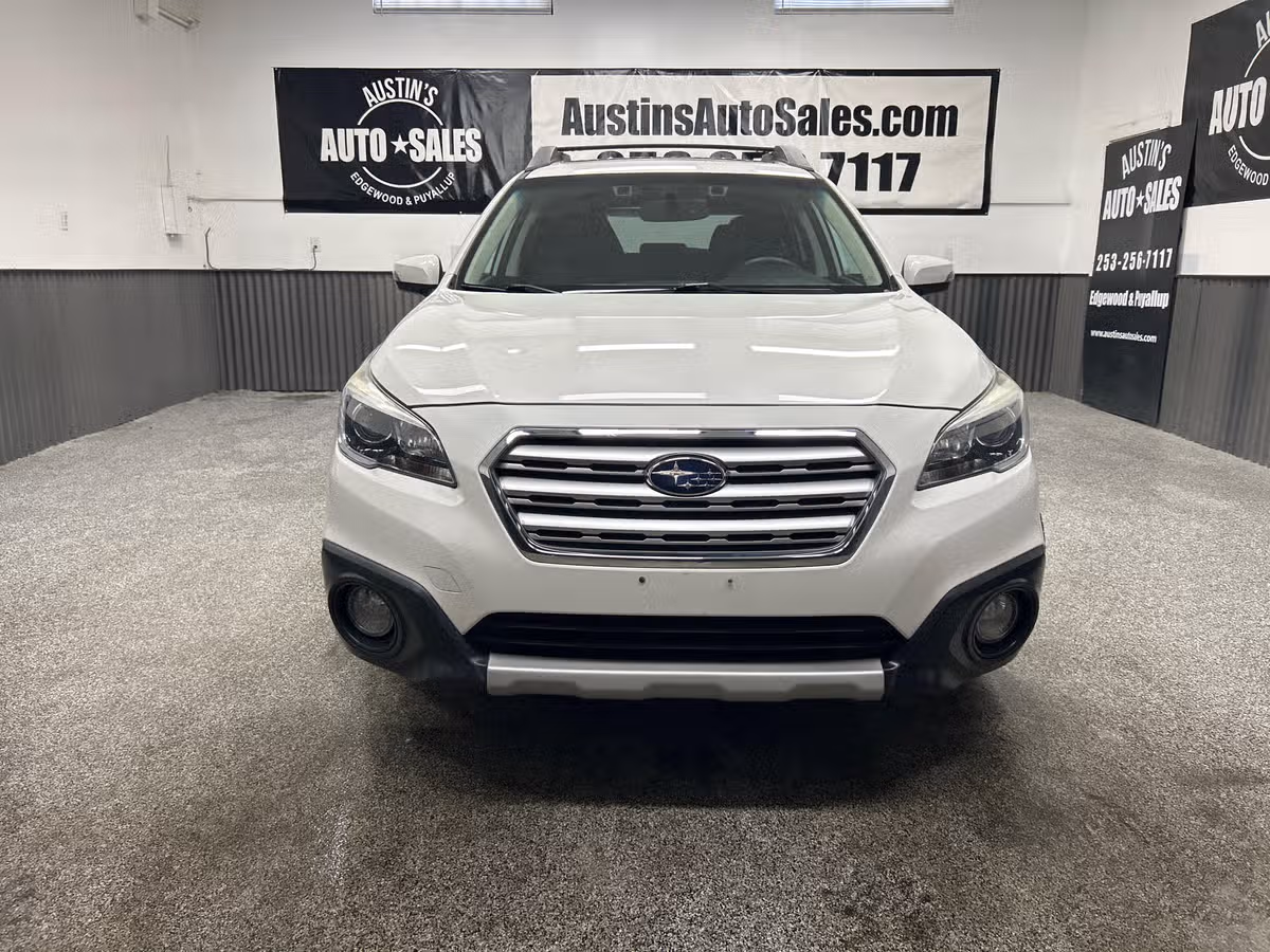 2016 Subaru Outback 2.5i Limited Crossover Image 2