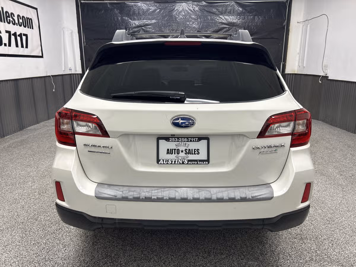 2016 Subaru Outback 2.5i Limited Crossover Image 5