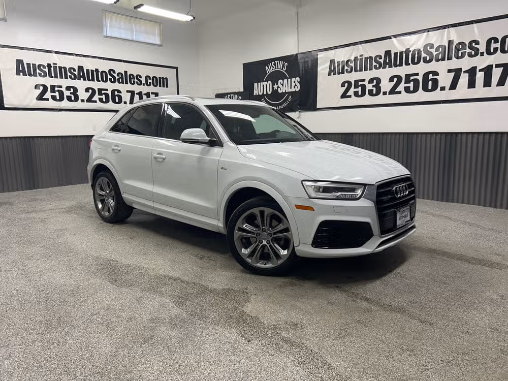 2016 Audi Q3 2.0T quattro tiptronic Prestige's photo