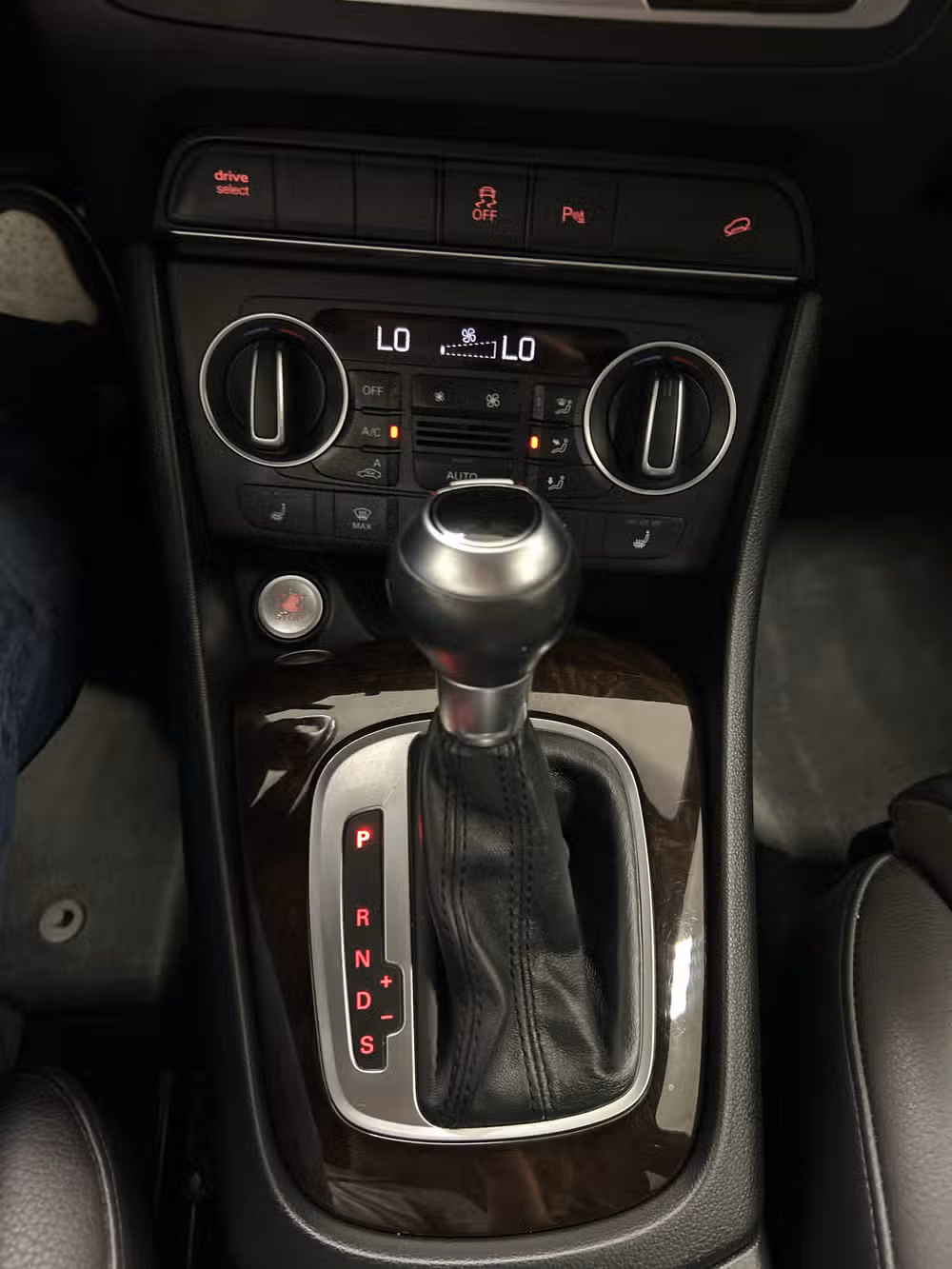 2016 Audi Q3 2.0T quattro Prestige Image 14