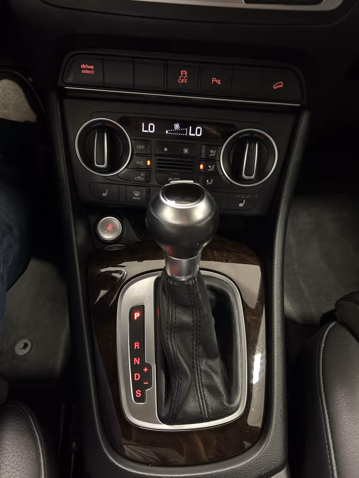 2016 Audi Q3 2.0T quattro Prestige Image 14