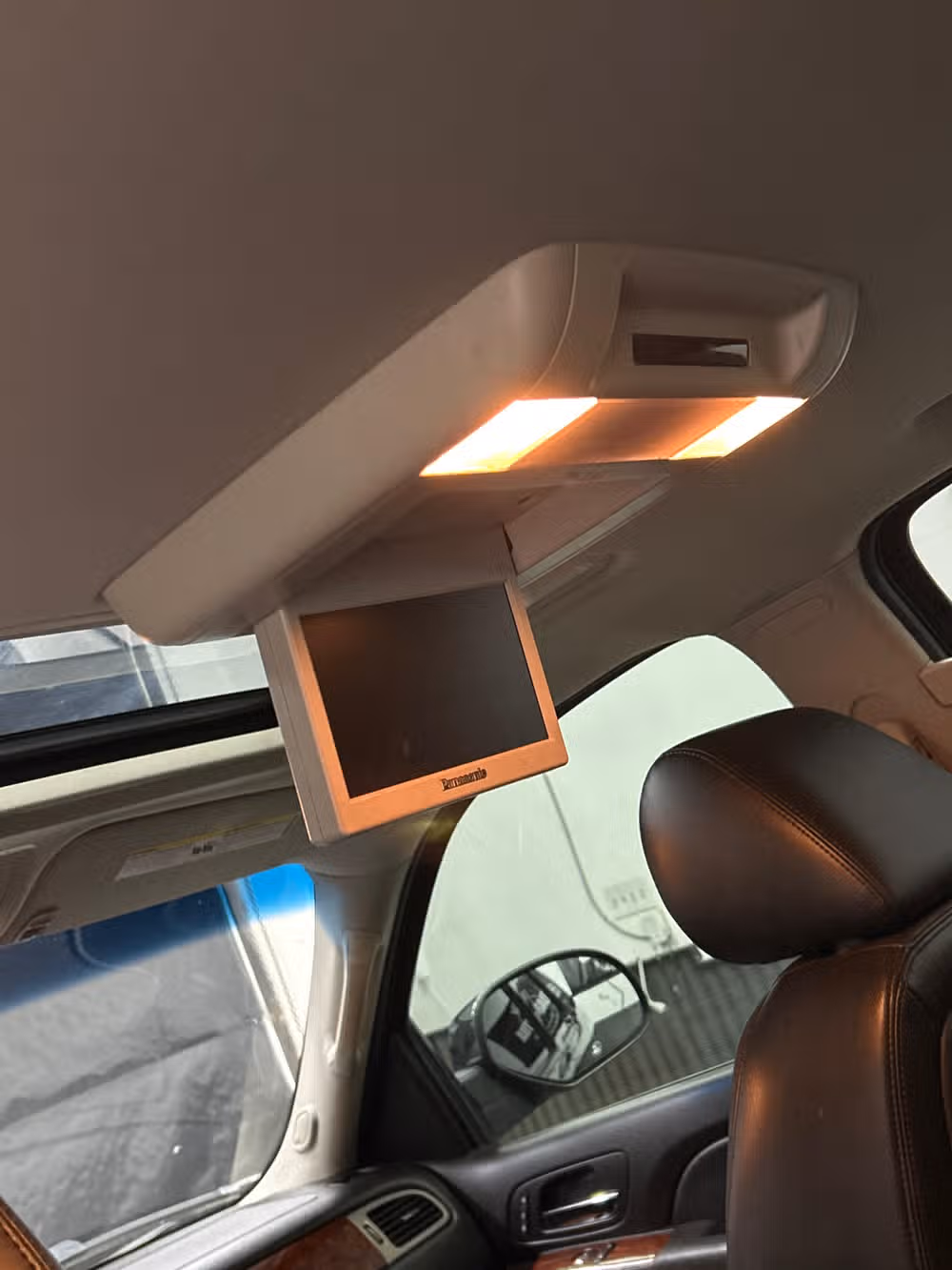 2012 Chevrolet Tahoe LTZ Image 11