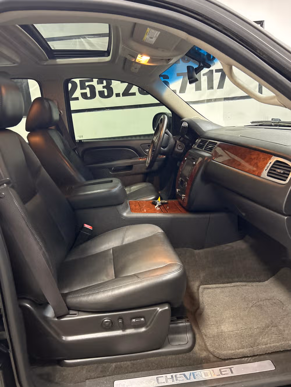 2012 Chevrolet Tahoe LTZ Image 15