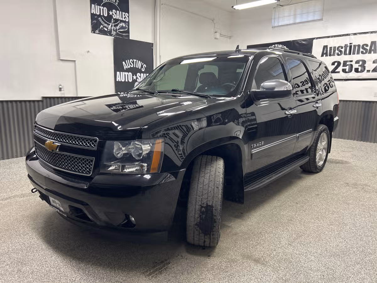 2012 Chevrolet Tahoe LTZ Image 3