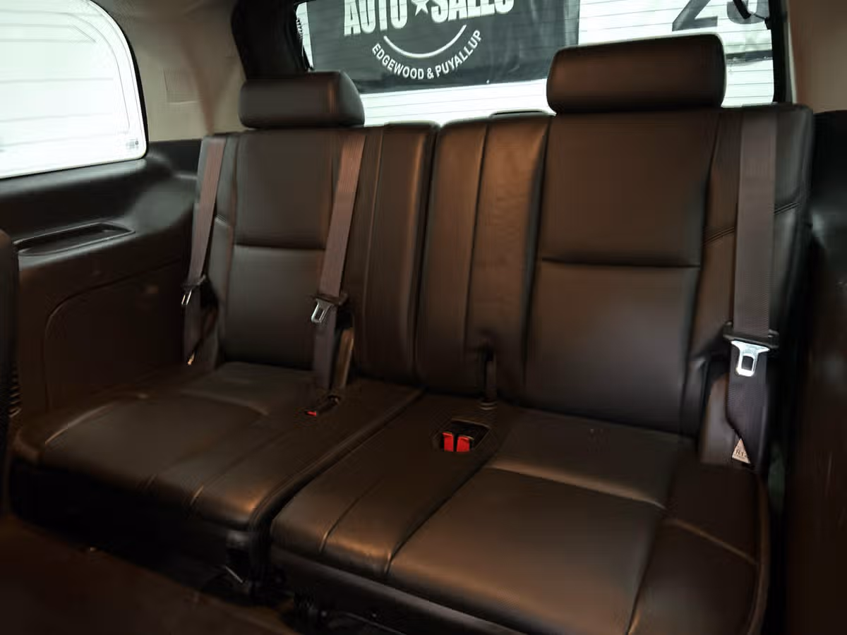 2012 Chevrolet Tahoe LTZ Image 13